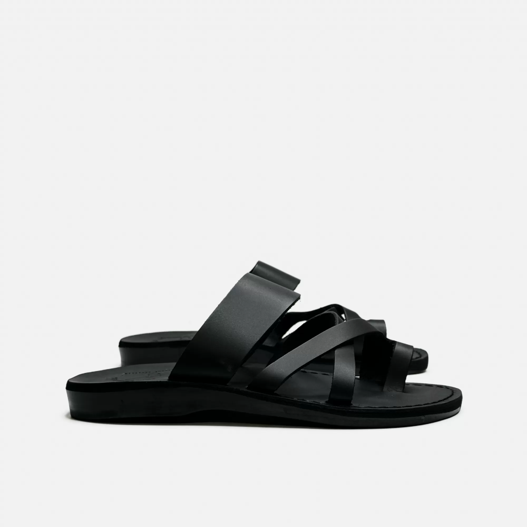 The Good Shepherd Toe Loop Sandals | New Edition Fashion Outlet